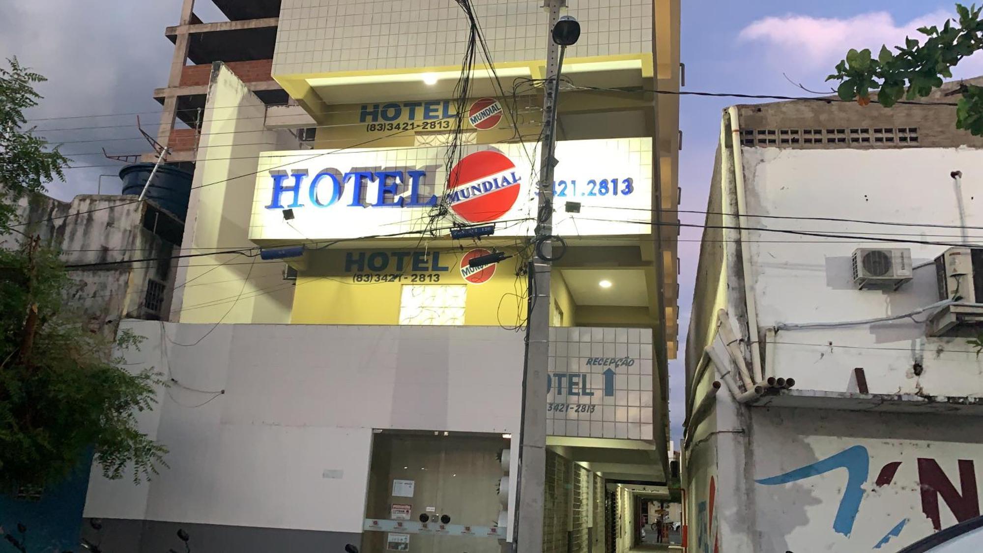 Hotel Mundial ปาตุส ภายนอก รูปภาพ