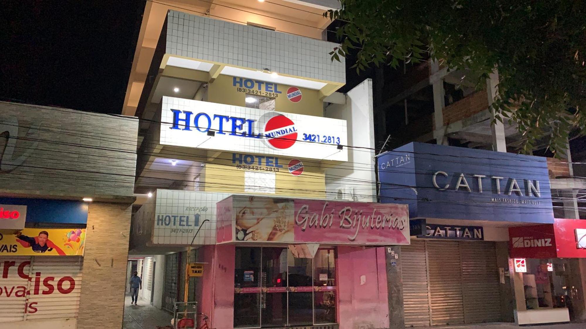 Hotel Mundial ปาตุส ภายนอก รูปภาพ