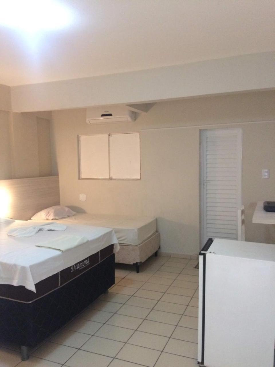 Hotel Mundial ปาตุส ภายนอก รูปภาพ